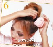 2013最新发型华丽甜美感花苞头