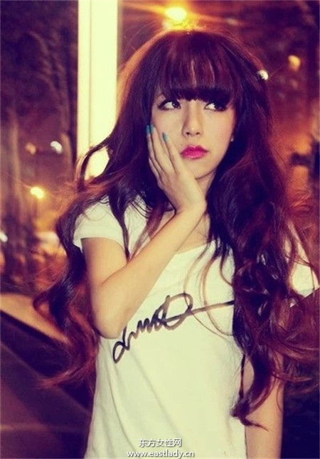 时尚卷发发型图片欣赏