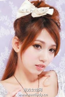 可爱发型之蓬松感半高盘发发型设计