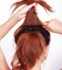 适合圆脸MM的外翻式束发发型