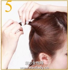 蓬松卷发塑造层次感呈现清爽印象