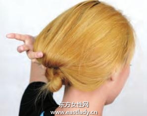 发型DIY打造靓丽运动型发型