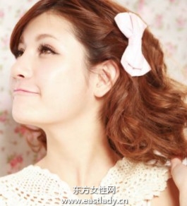 凌乱卷发变美丽的发型设计步骤