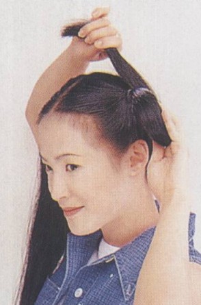 如何扎马尾 2012最潮马尾辫的扎法