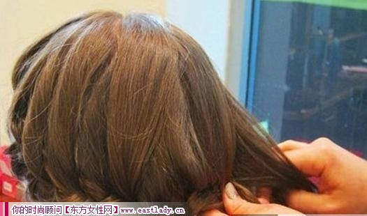 简单易学法式盘发发型图解 跟上时尚潮流脚步