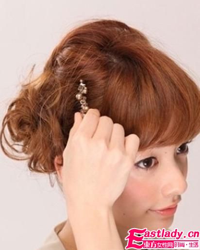 学习韩式盘发技巧 让你轻松拥有靓丽发型