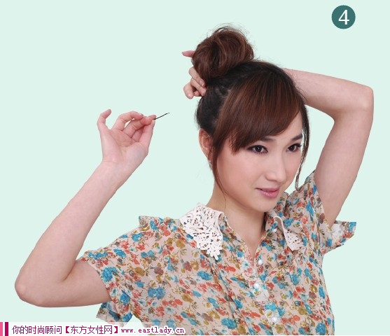 DIY蜈蚣辫的编法图解  呈现饱满耀眼的感觉