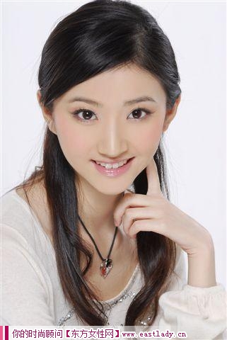 瓜子脸女生适合的发型