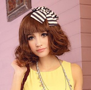 2012新款齐刘海发型 简约又时髦