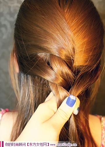 学习韩式淑女范编发盘发图解 展现你优雅气质