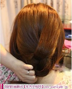 简单韩式盘发步骤 只需几步就改变你的气质