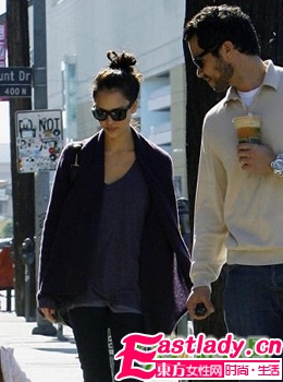 俏丽活泼 明星也爱的冬季盘发