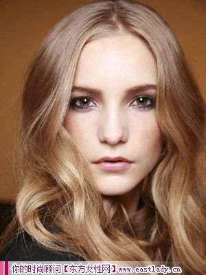 不同发质要选择不同的洗发水