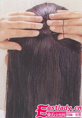 利用简单马尾发型 展现时尚活力