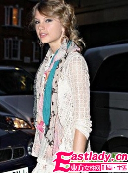 俏丽活泼 明星也爱的冬季盘发