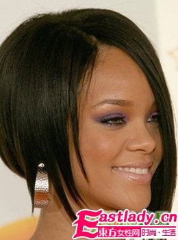 流行天后蕾哈娜的个性发型盘点