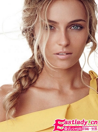 看女星玩转各种辫子发型