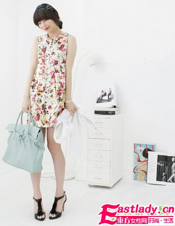 10款扮嫩发型百搭流行碎花裙