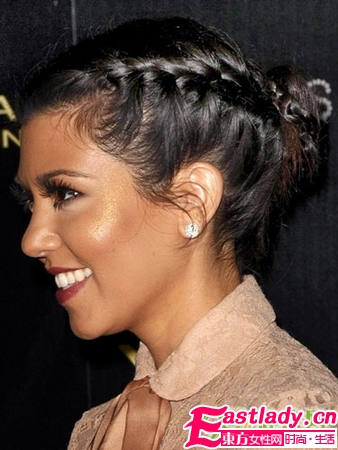 看女星玩转各种辫子发型