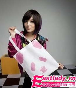 张韶涵俏皮演绎11款魅力发型