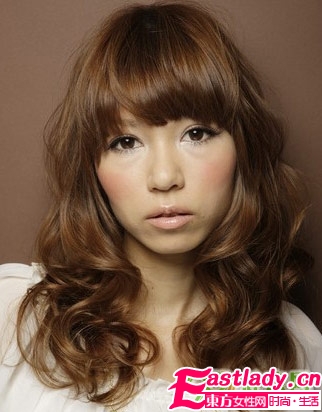 根据发质特点 设计你自己的气质发型