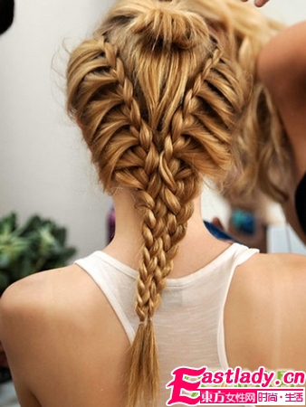 秀场最具艺术感的＂疯狂＂辫子