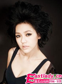 魅惑迷人 小S长卷发浓厚女人味