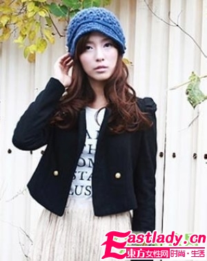 入冬时尚 看线帽如何搭配大卷发