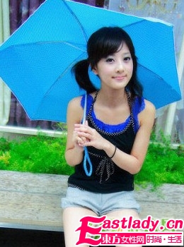 台湾网络红人果子的百变清纯发型