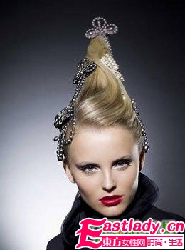 09秋冬华丽经典发饰巴黎发布