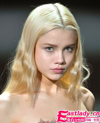 2011秋冬10款慵懒风格发型最当红