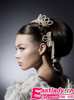 09秋冬华丽经典发饰巴黎发布