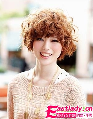 方脸型MM最适合的5款短发发型