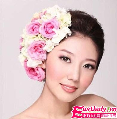 2011最流行新娘花朵发型