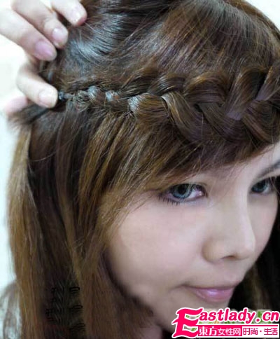 日系刘海编发的步骤图解