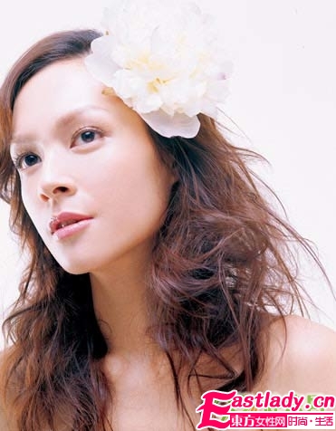 妩媚时尚淑女长发造型大盘点