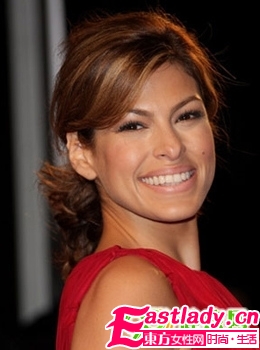 时尚明星 性感卷发10窍门