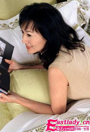 惊艳 赵雅芝50岁熟女优雅发型