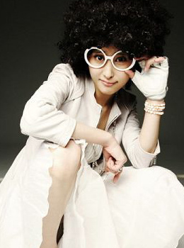  丑女 李欣汝的写真曝光