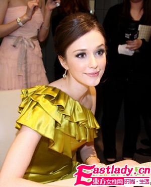 个性又妩媚的混血模特发型秀