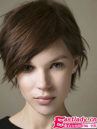今冬那些最美的短发造型