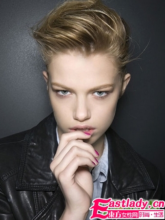 今冬那些最美的短发造型