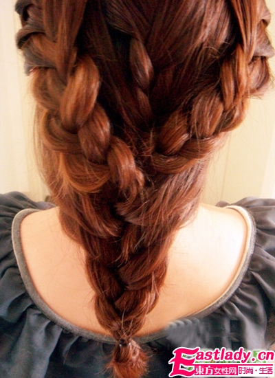初秋韩式气质编发的编法步骤图解