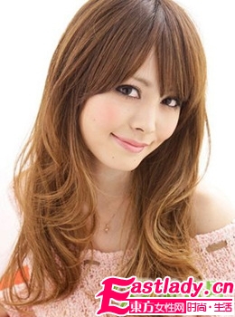 完美刘海 巧搭蓬松浪漫卷发