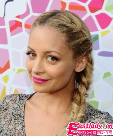 八款超唯美花辫发型 做个 人鱼公主