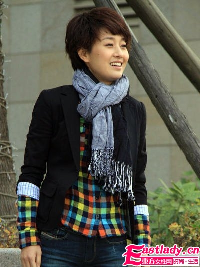 马伊俐百变短发 英姿凸显(组图)