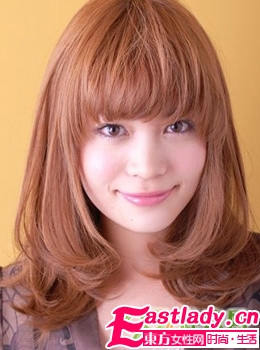 完美刘海 巧搭蓬松浪漫卷发