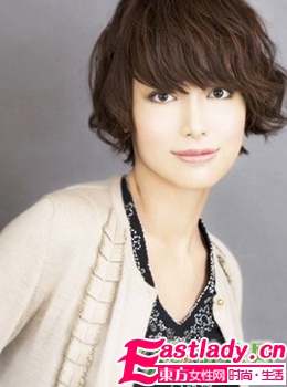 完美刘海 巧搭蓬松浪漫卷发