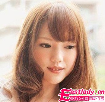 最流行的8款瘦脸刘海发型