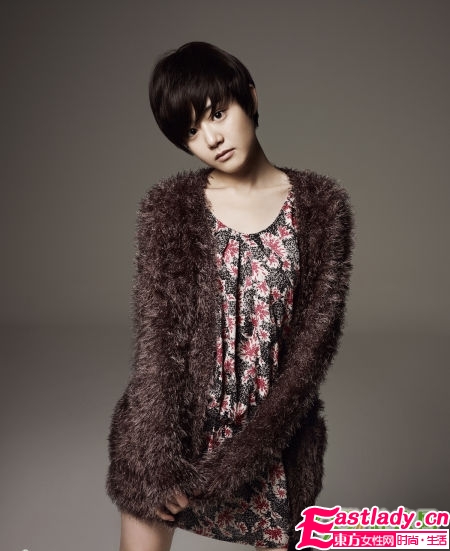 文根英短发写真变熟女